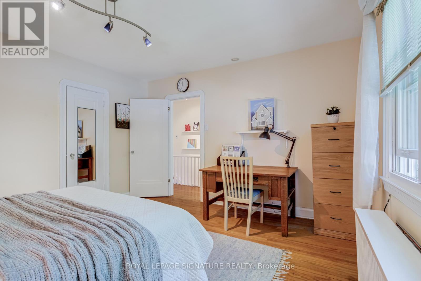 123 SOUTH KINGSWAY - 21