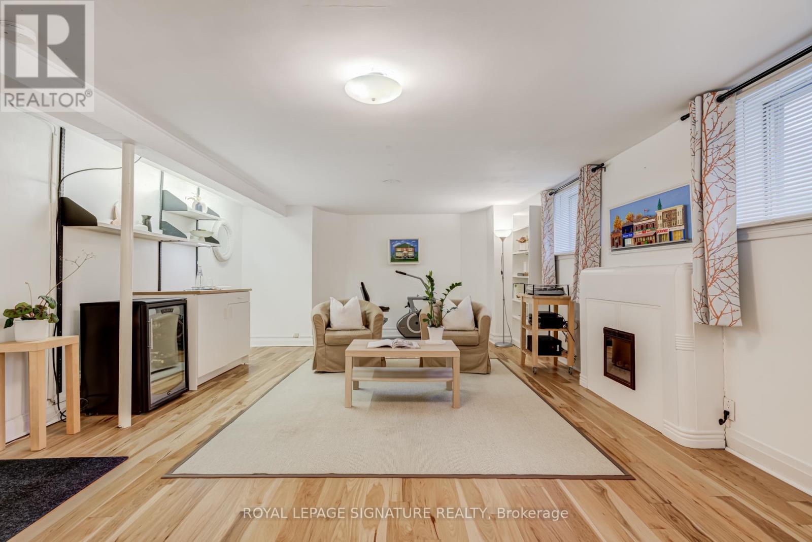 123 SOUTH KINGSWAY - 27