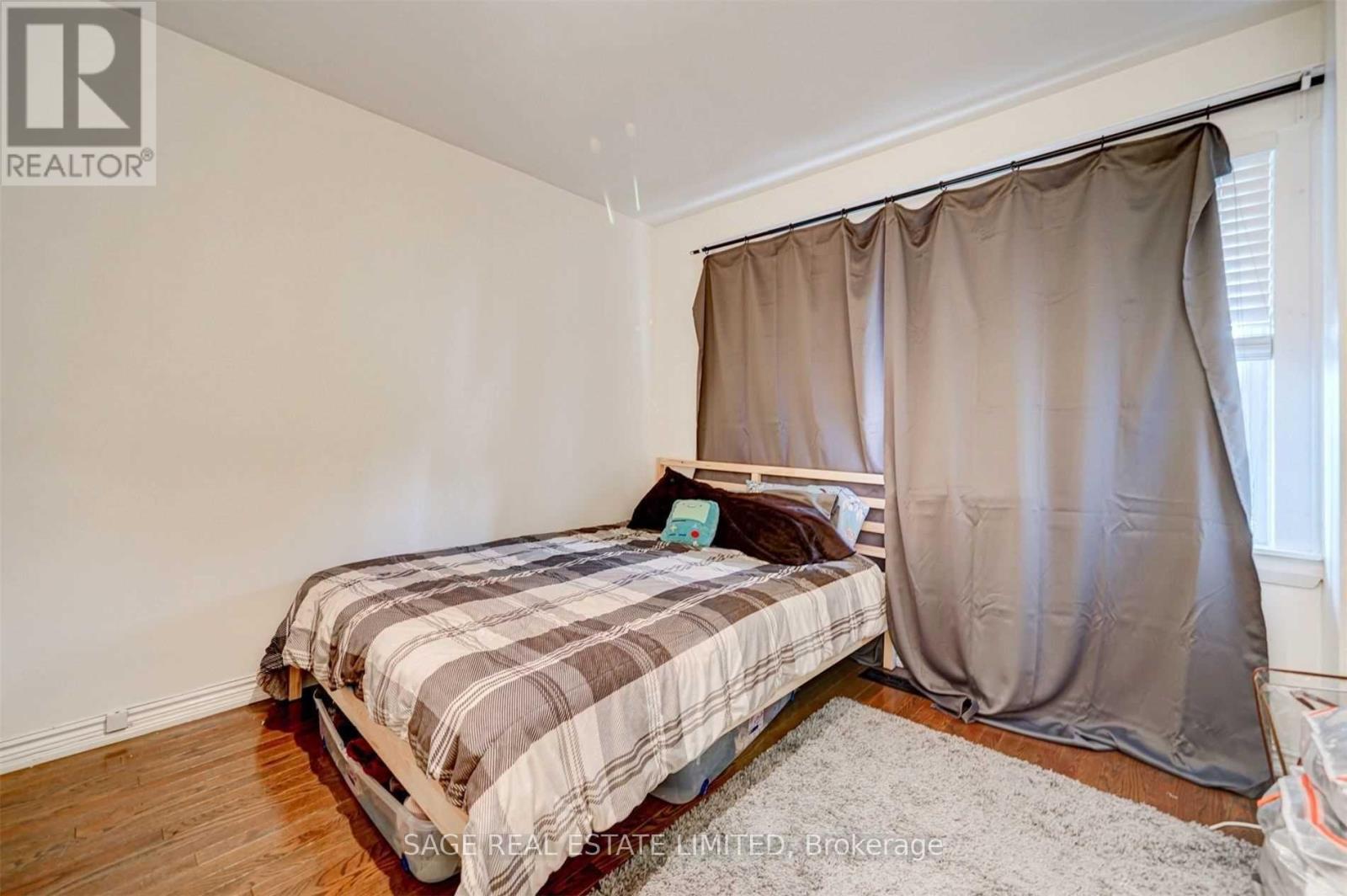 1575 DUFFERIN STREET - 17