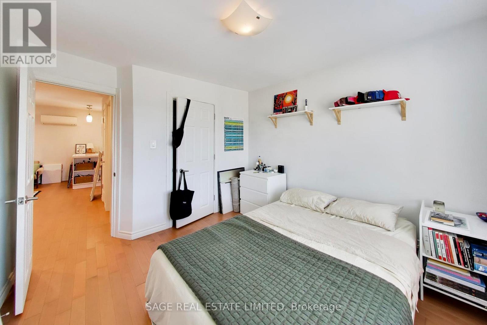 1575 DUFFERIN STREET - 8