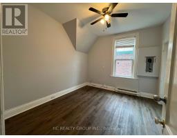 Upper Unit - 416 Oxford Street E, London East, ON N5Y3H4 Photo 7