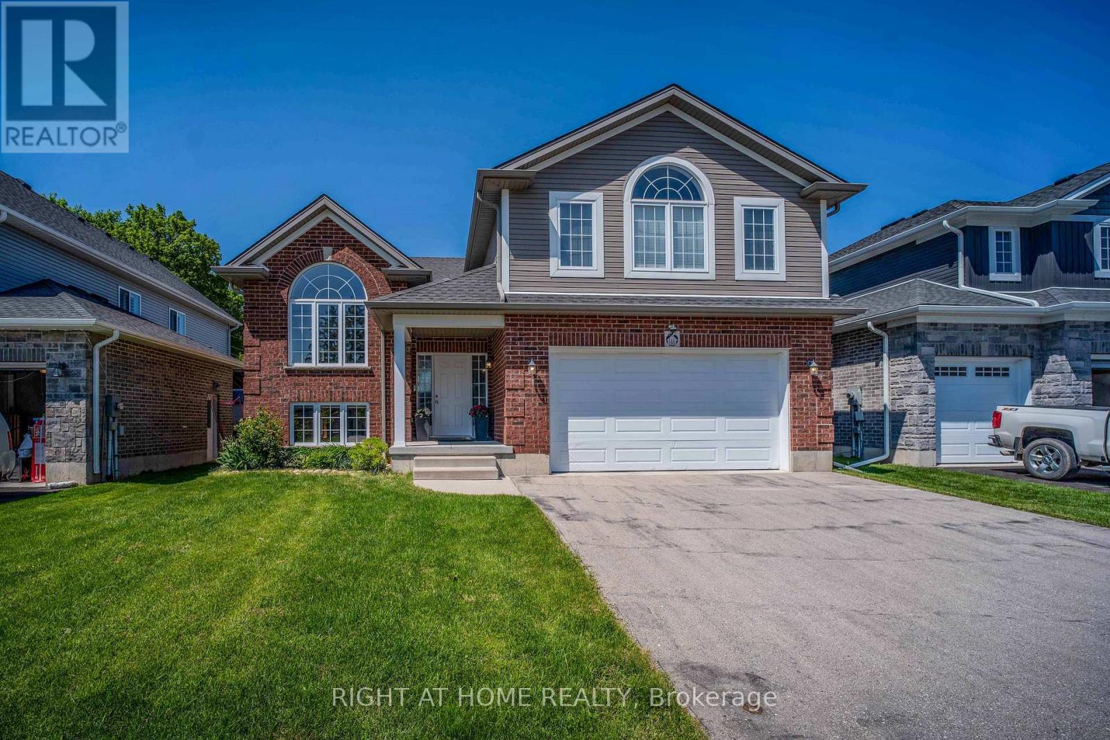 146 JACOB STREET W