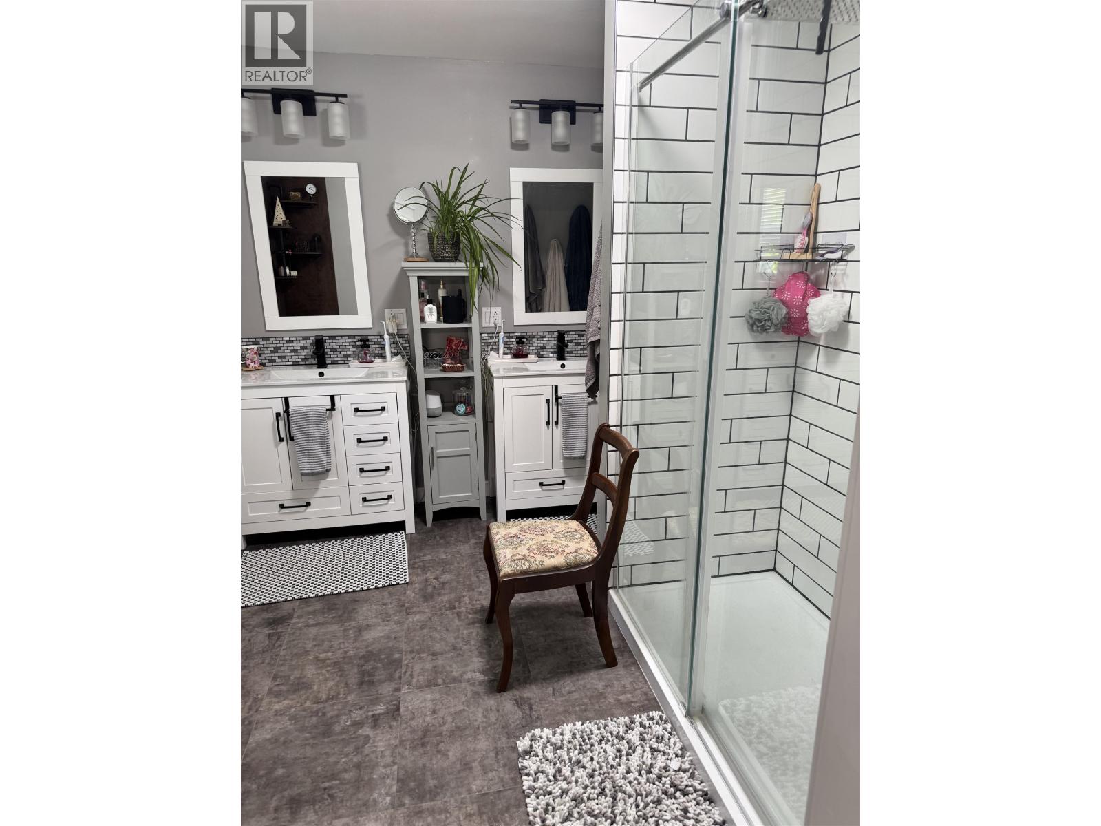 2306 PEAR STREET - 14