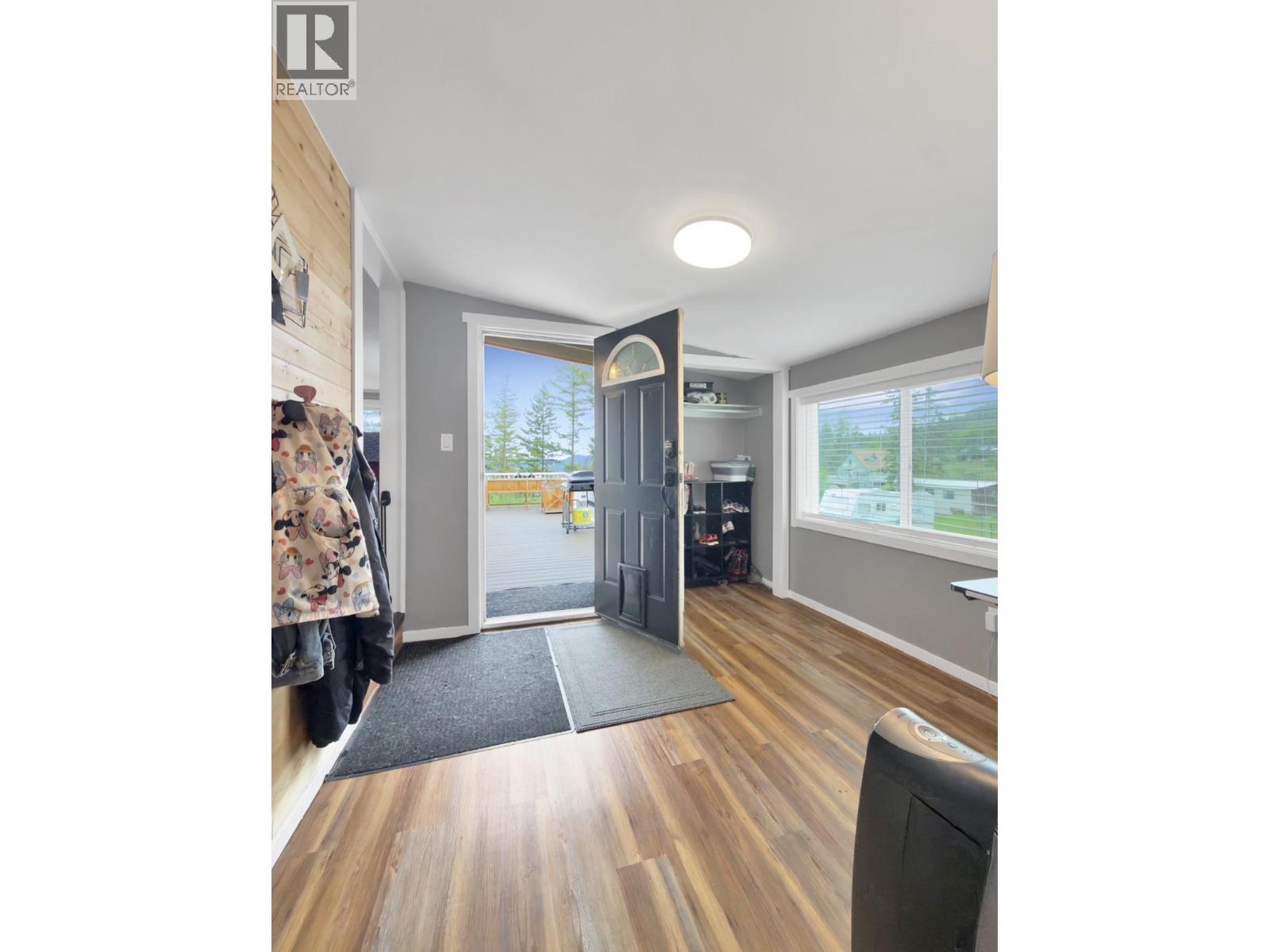 642 HODGSON ROAD - 11
