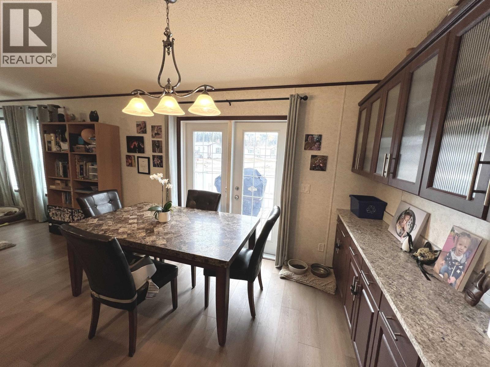 5506 PINE CRESCENT - 13