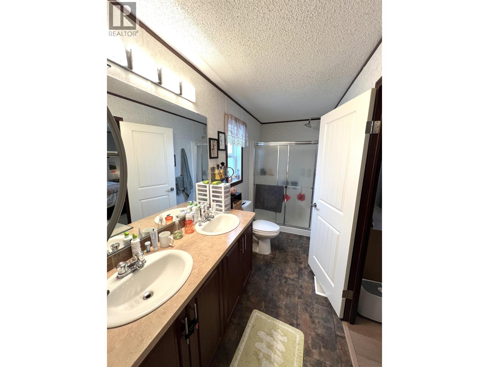 5506 PINE CRESCENT - 17