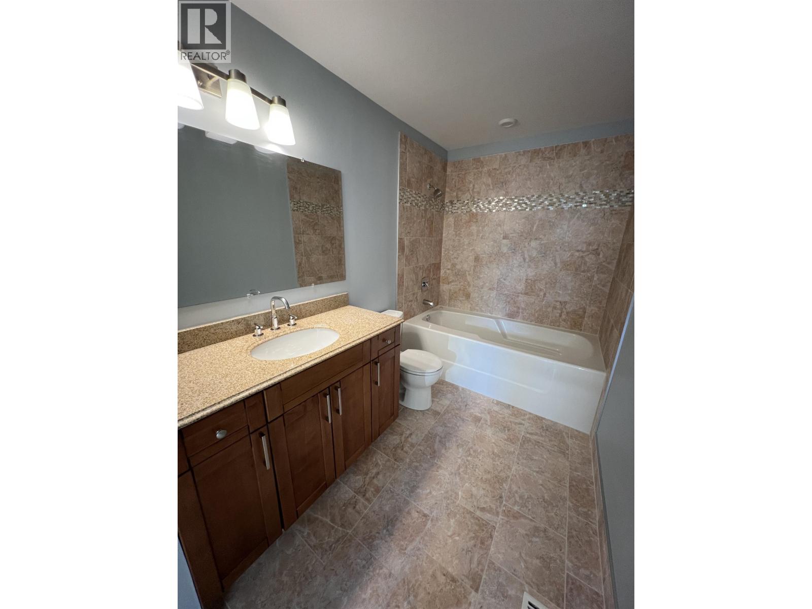 4716 BOUNDARY ROAD - 35
