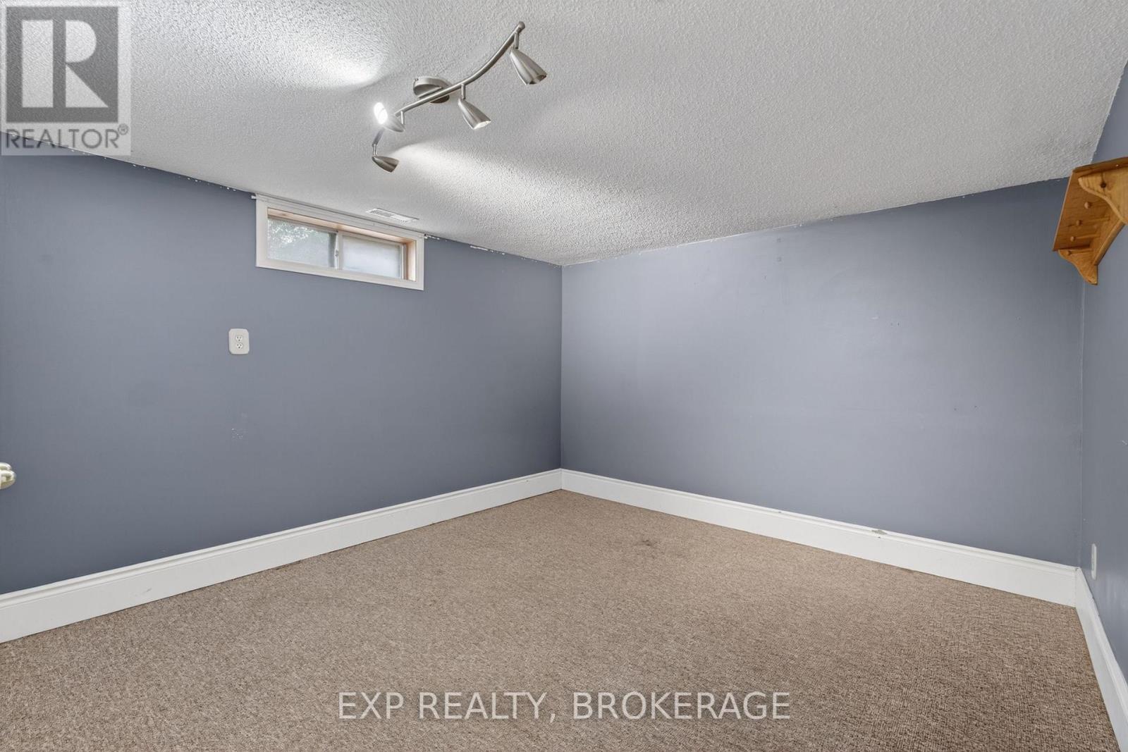 340 PALACE ROAD - 19