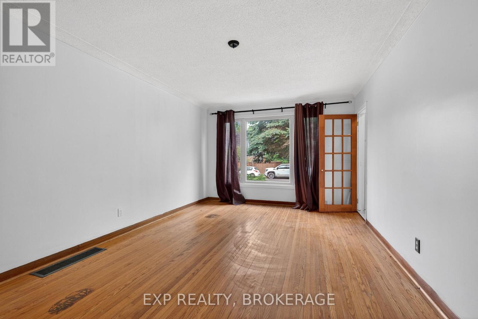 340 PALACE ROAD - Image 3