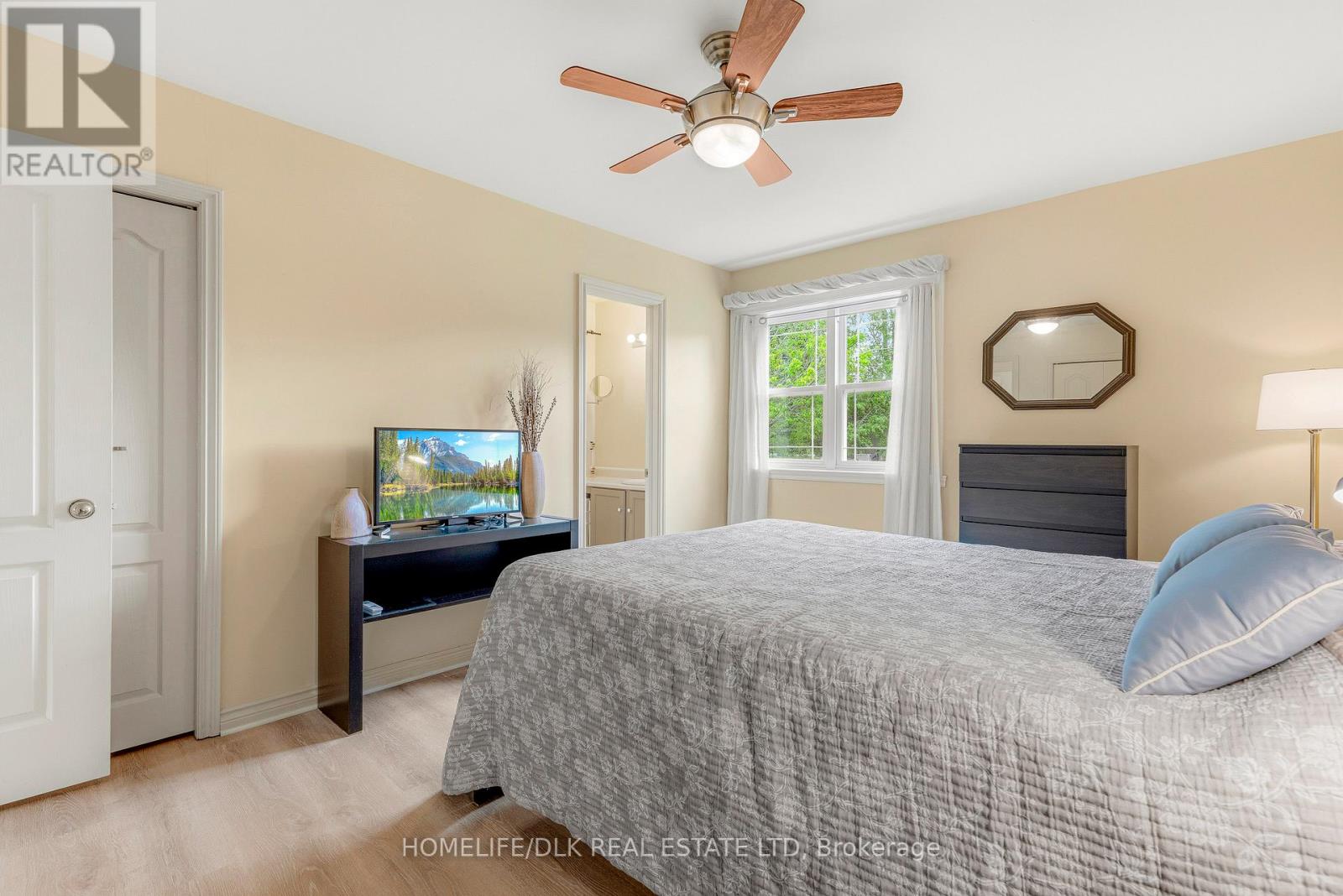 3 CROSS AVENUE - 31