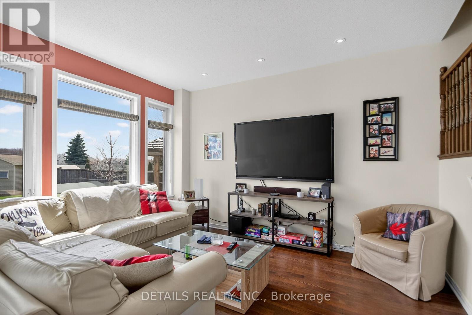 4 Bed, 3 Bath House for Sale in Ottawa – 168 EYE BRIGHT CRESCENT, Ottawa – MLS# X13226254 - Image 11