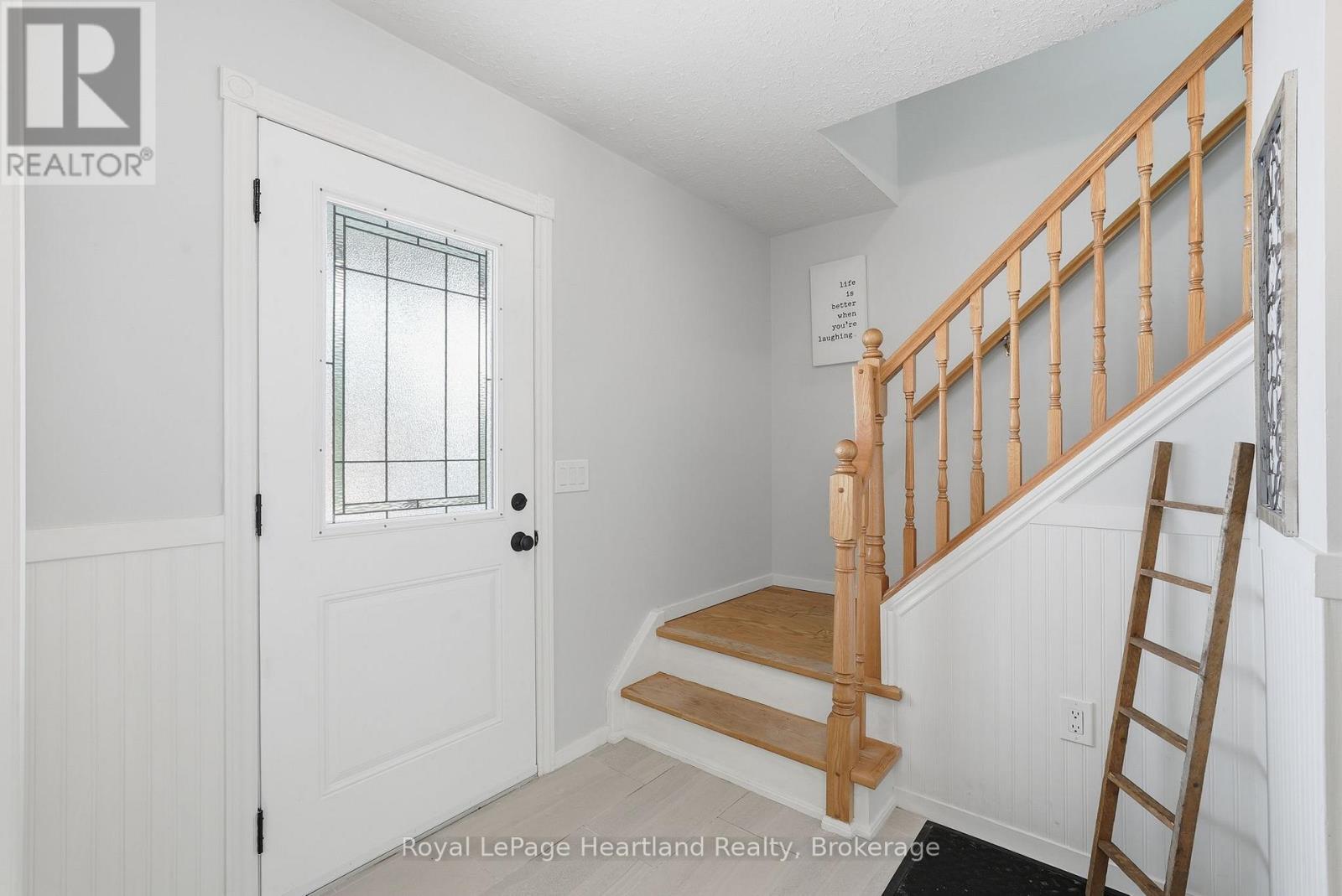 25 JOHN STREET W - 12