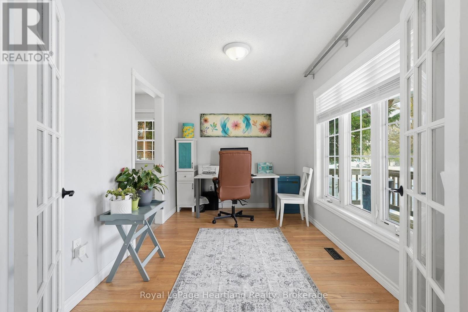 25 JOHN STREET W - 14