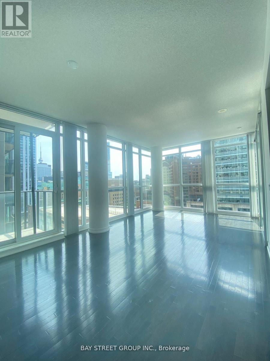 Listing photo of 1010 - 770 BAY STREET