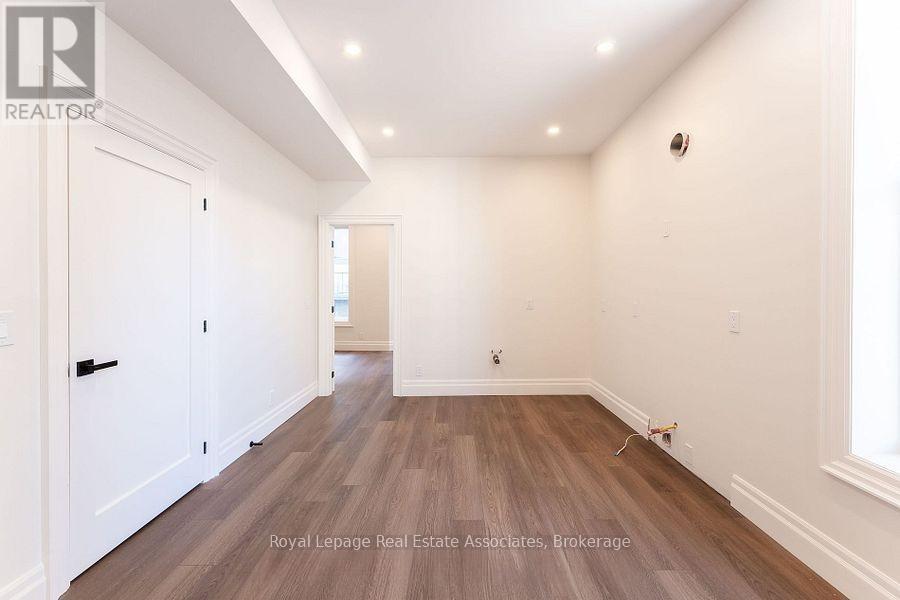 54 STEWART STREET - 36