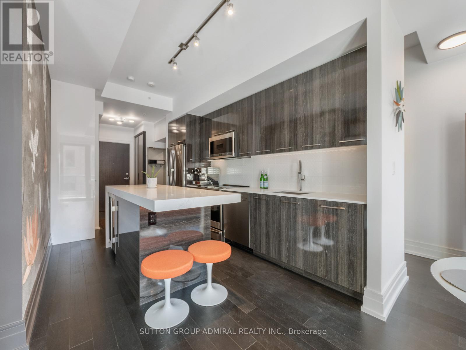 #410 90 NIAGARA STREET - 7