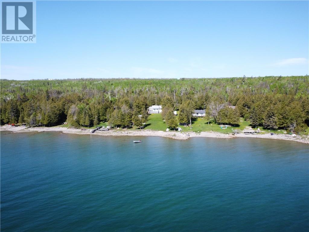 1028 Bay Estates - 15