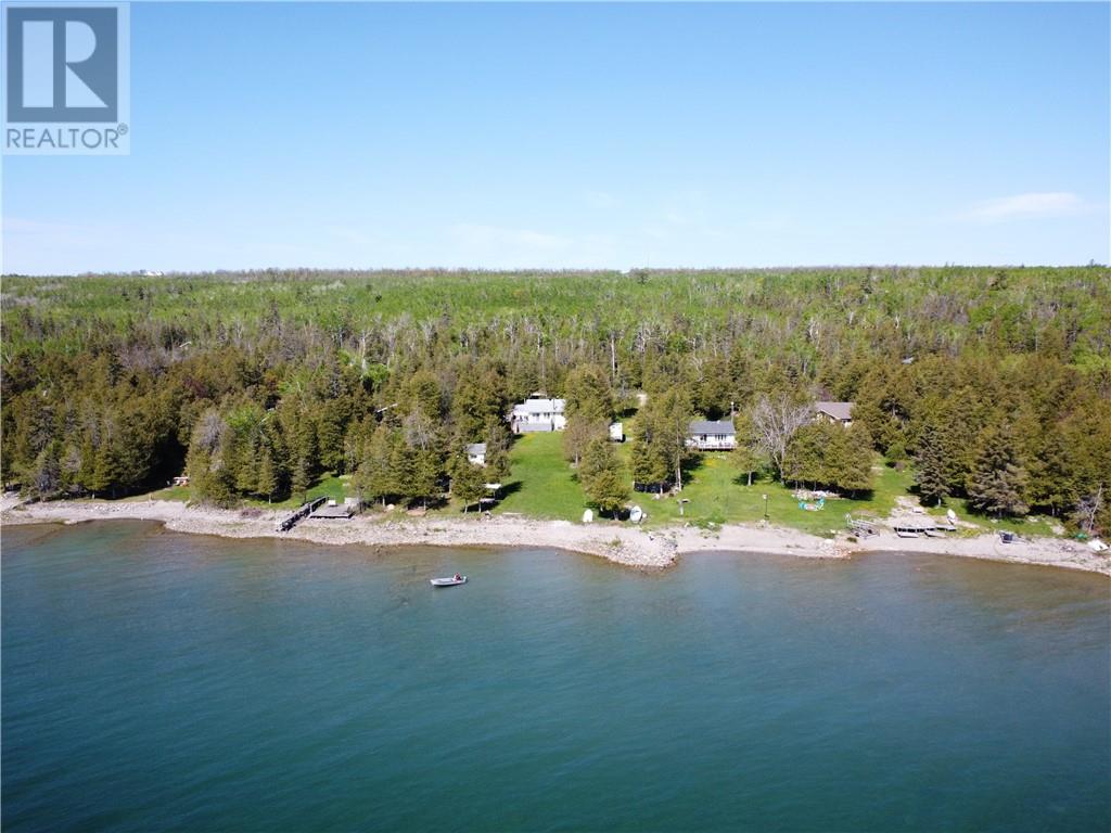 1028 Bay Estates - 16