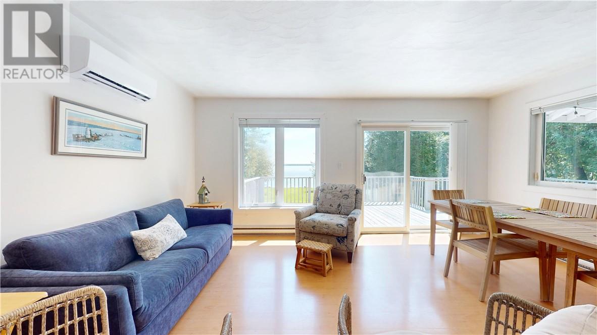 1028 Bay Estates - 20