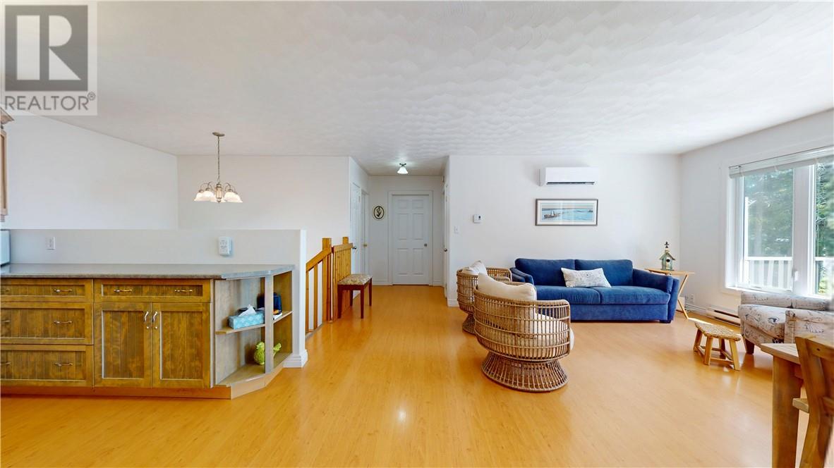1028 Bay Estates - 38
