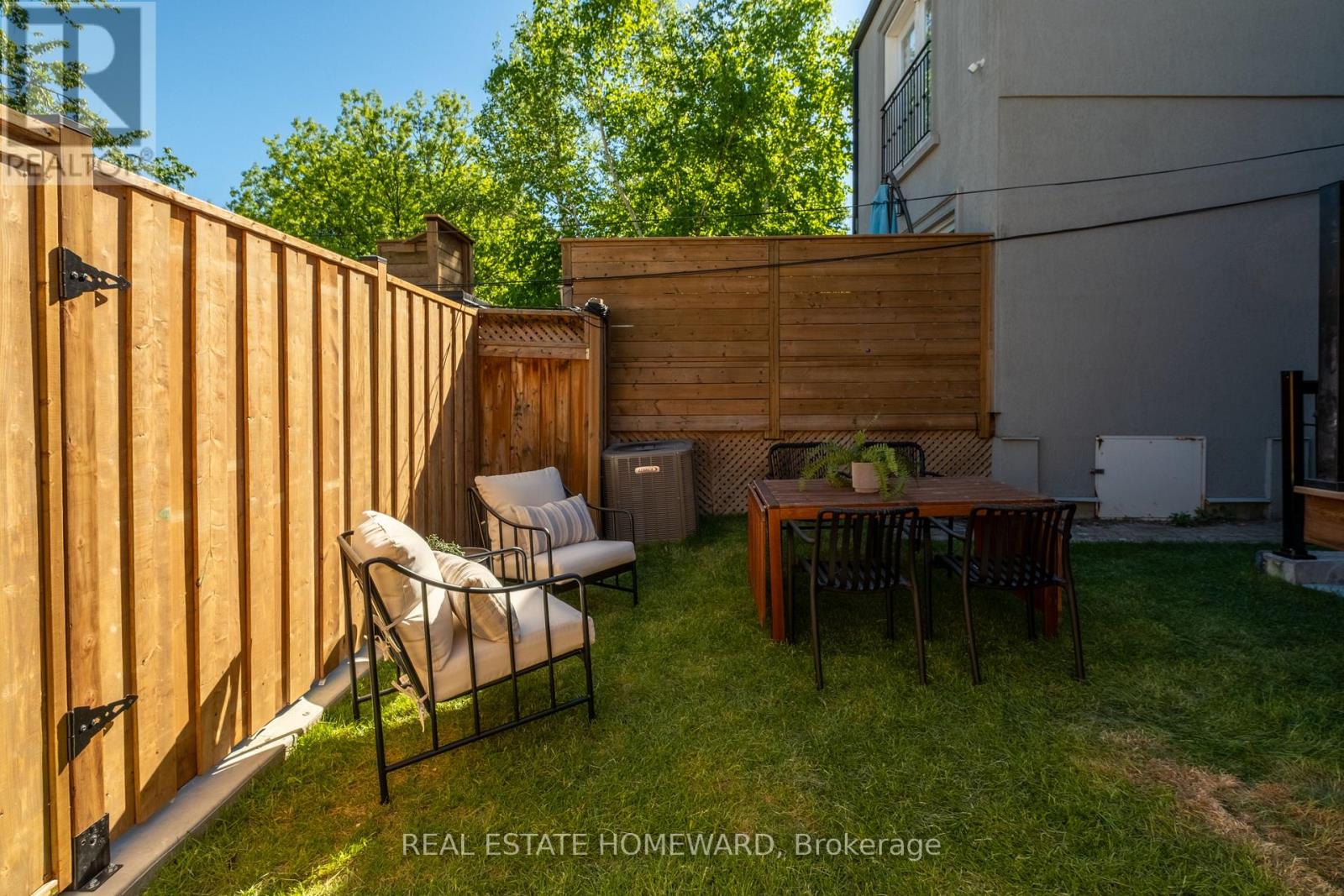 254 BAIN AVENUE - 47
