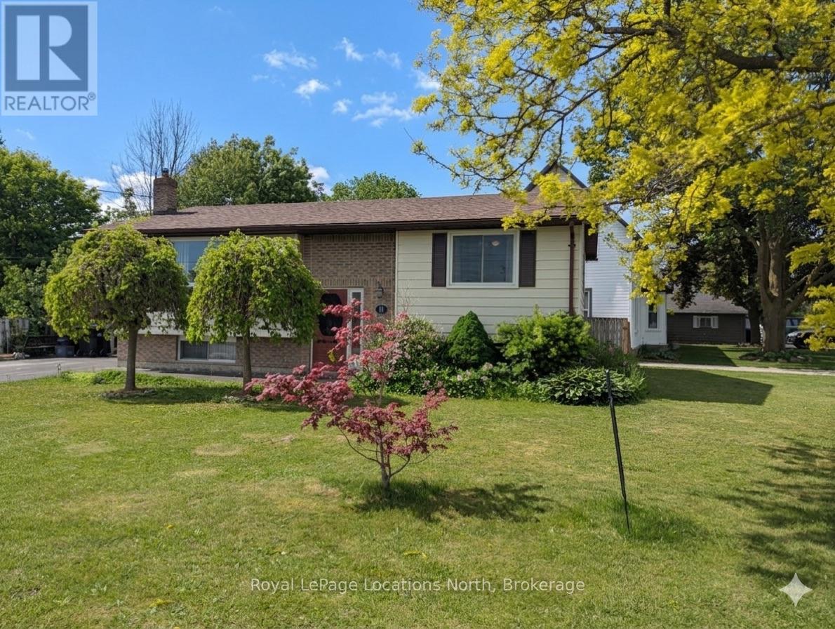 56 LORNE AVENUE - 39