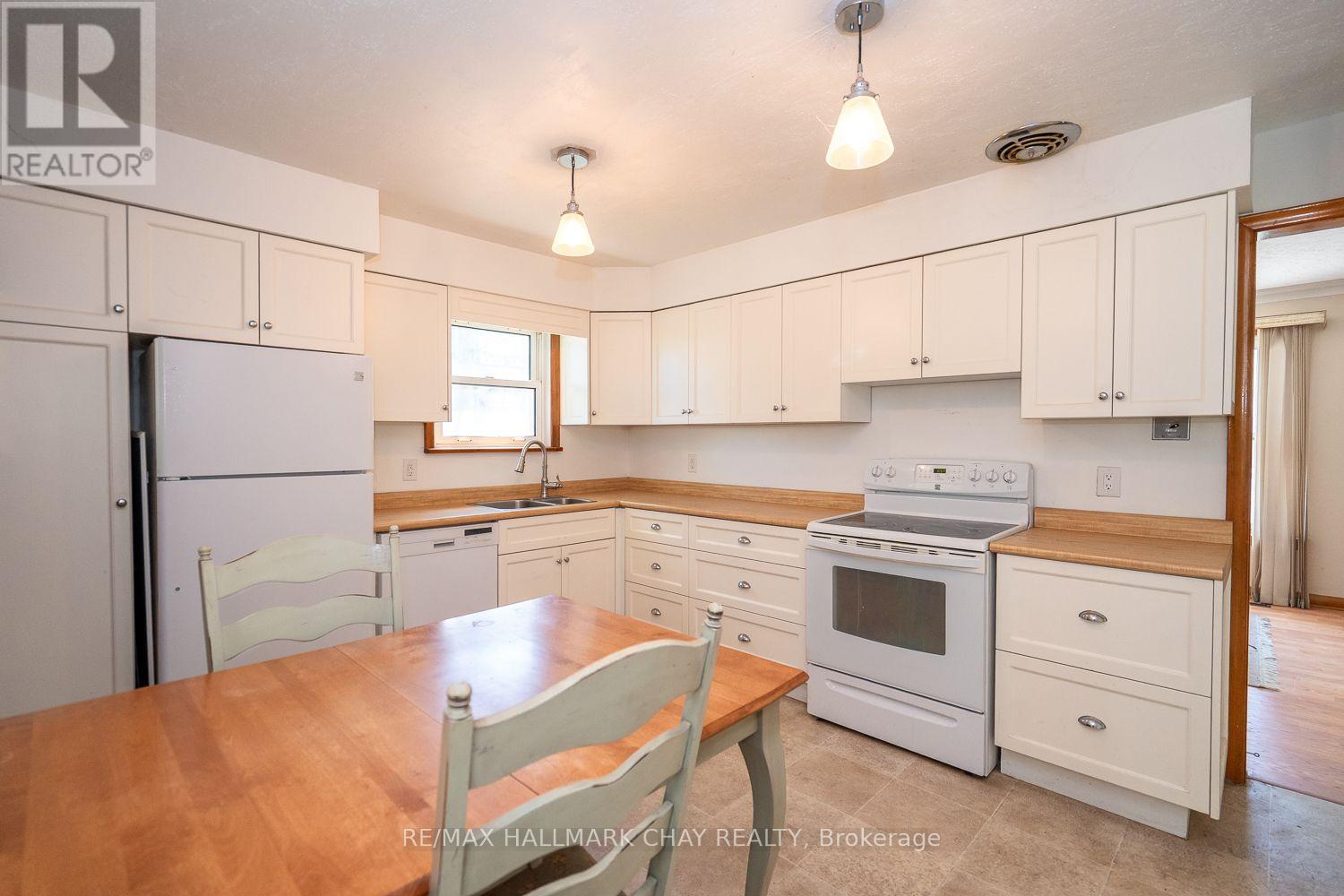 43 CHURCH STREET S - 13