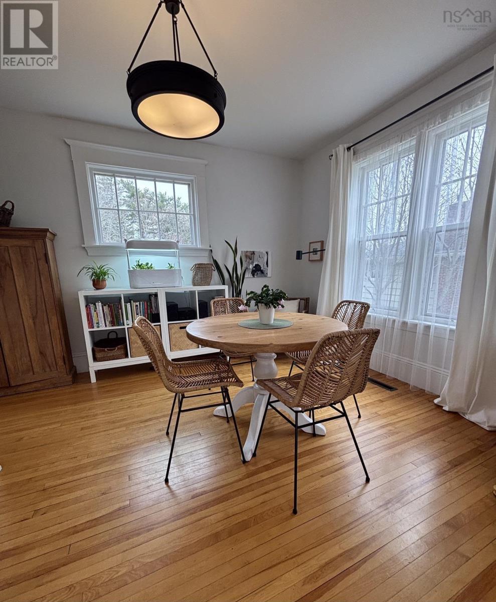 32 Old Falls Road - 10