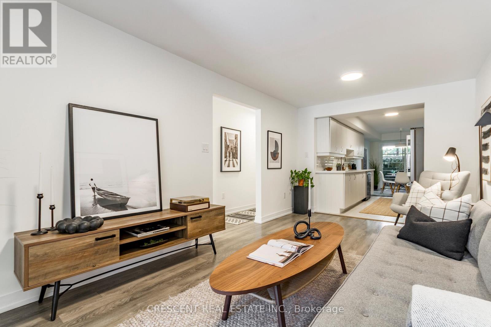 #120 80 PARROTTA DRIVE - 7
