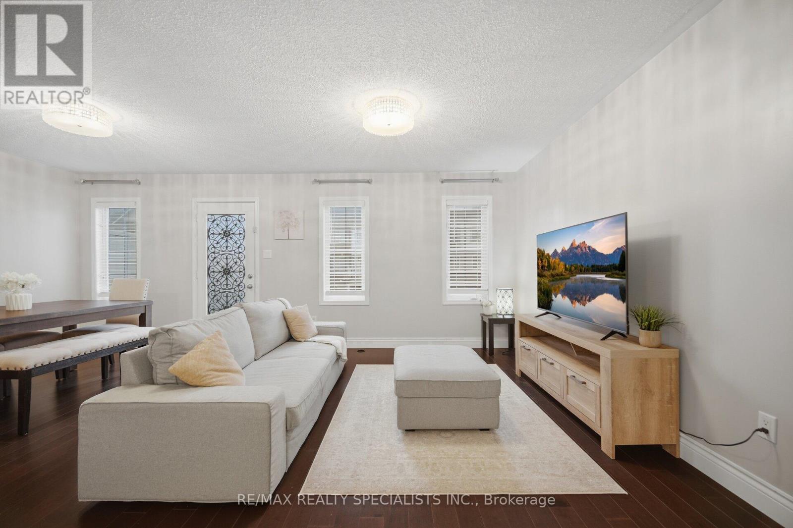 932 SPRAGUE PLACE - 13