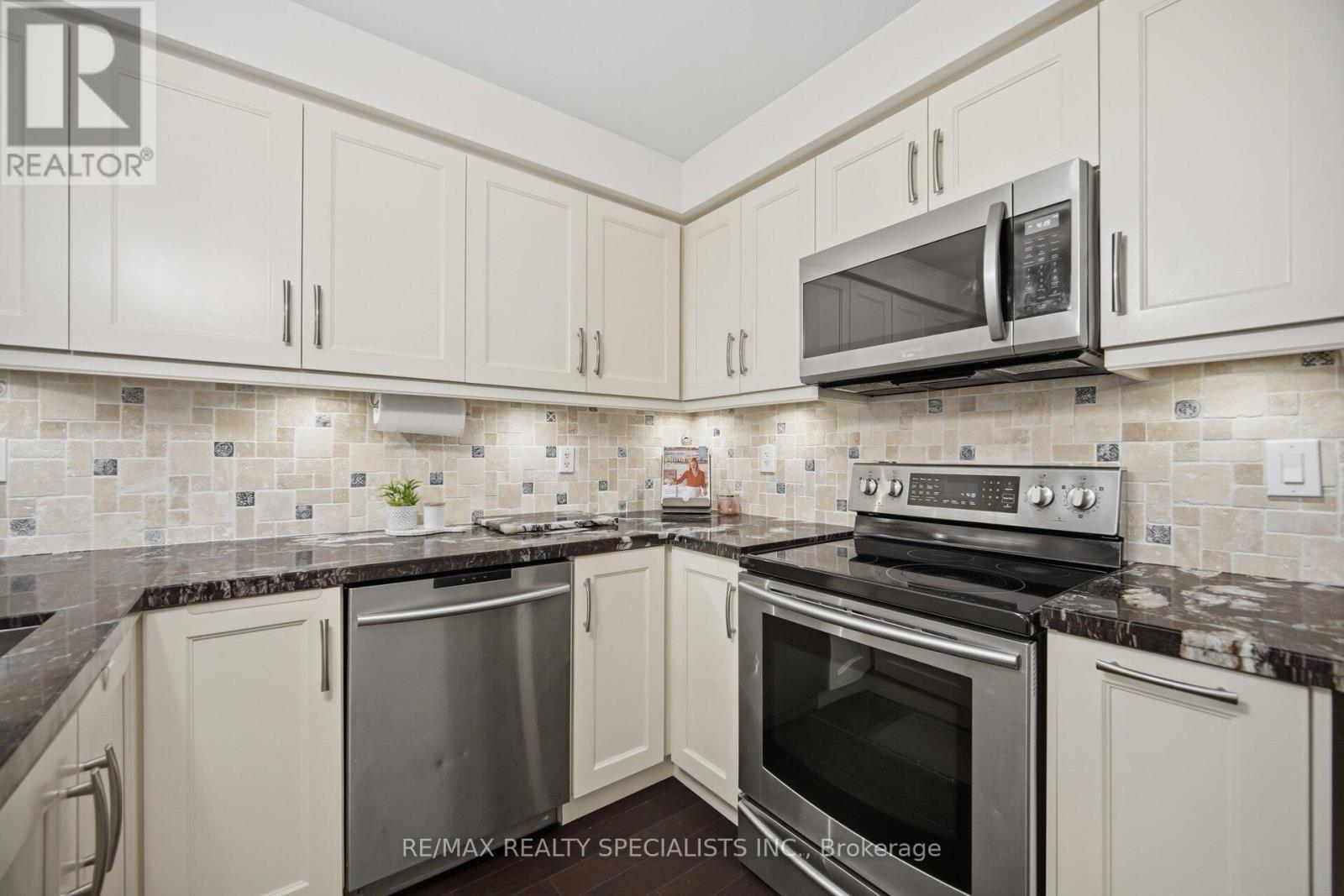 932 SPRAGUE PLACE - 20