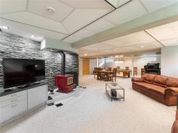 30 Riverview Crescent, Lorette, MB R5K0E6 Photo 37