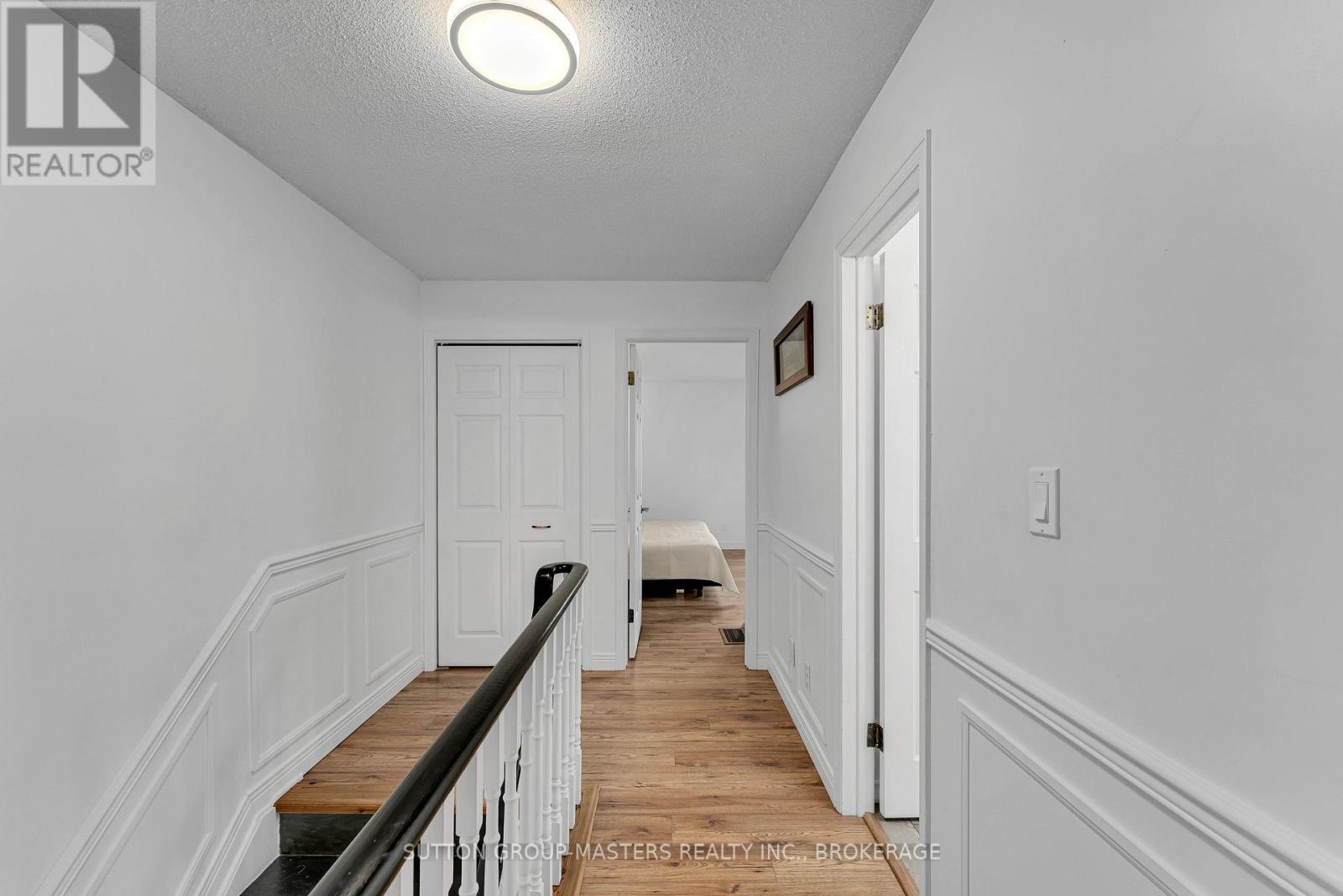11 DOUGLAS AVENUE - 22