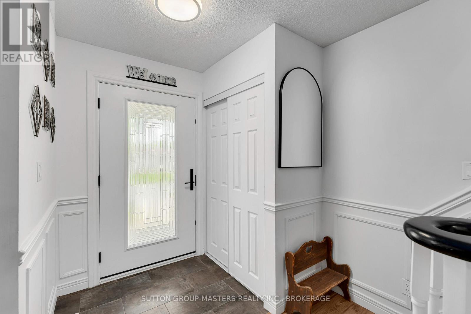 11 DOUGLAS AVENUE - 4