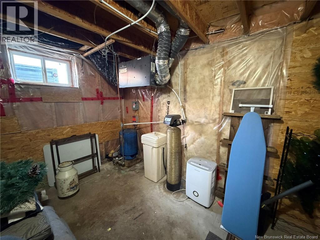 17 Shepody Crescent - 32