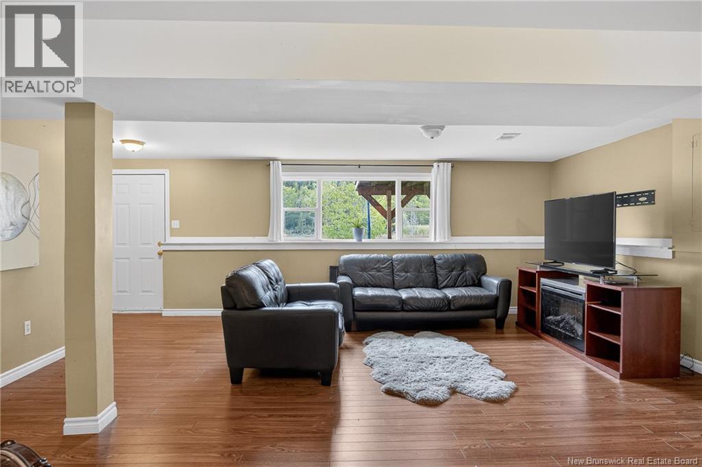 233 Boars Head Road - 25