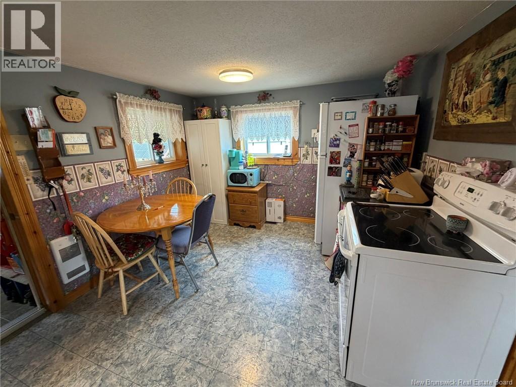 15 Lewis Road - 7