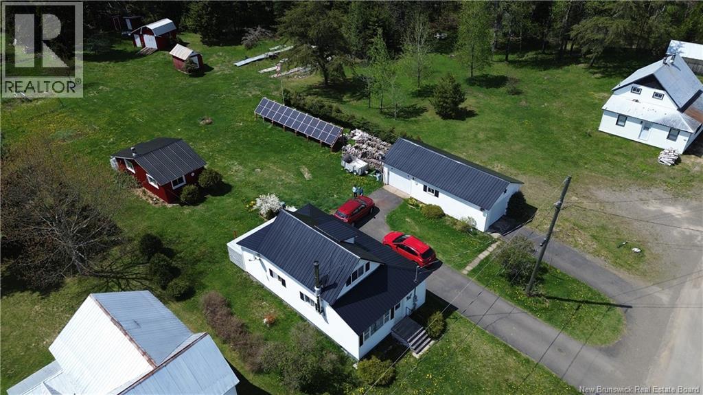 15 Lewis Road - 23