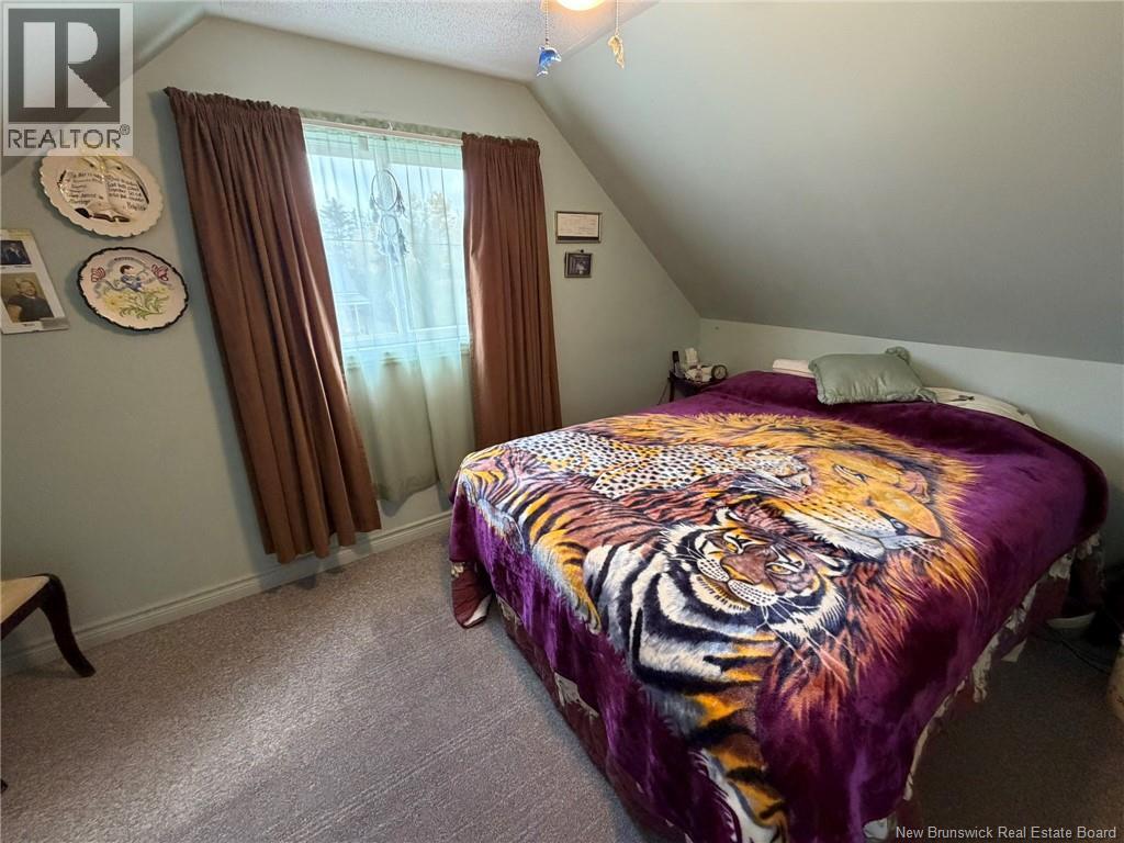 15 Lewis Road - 11