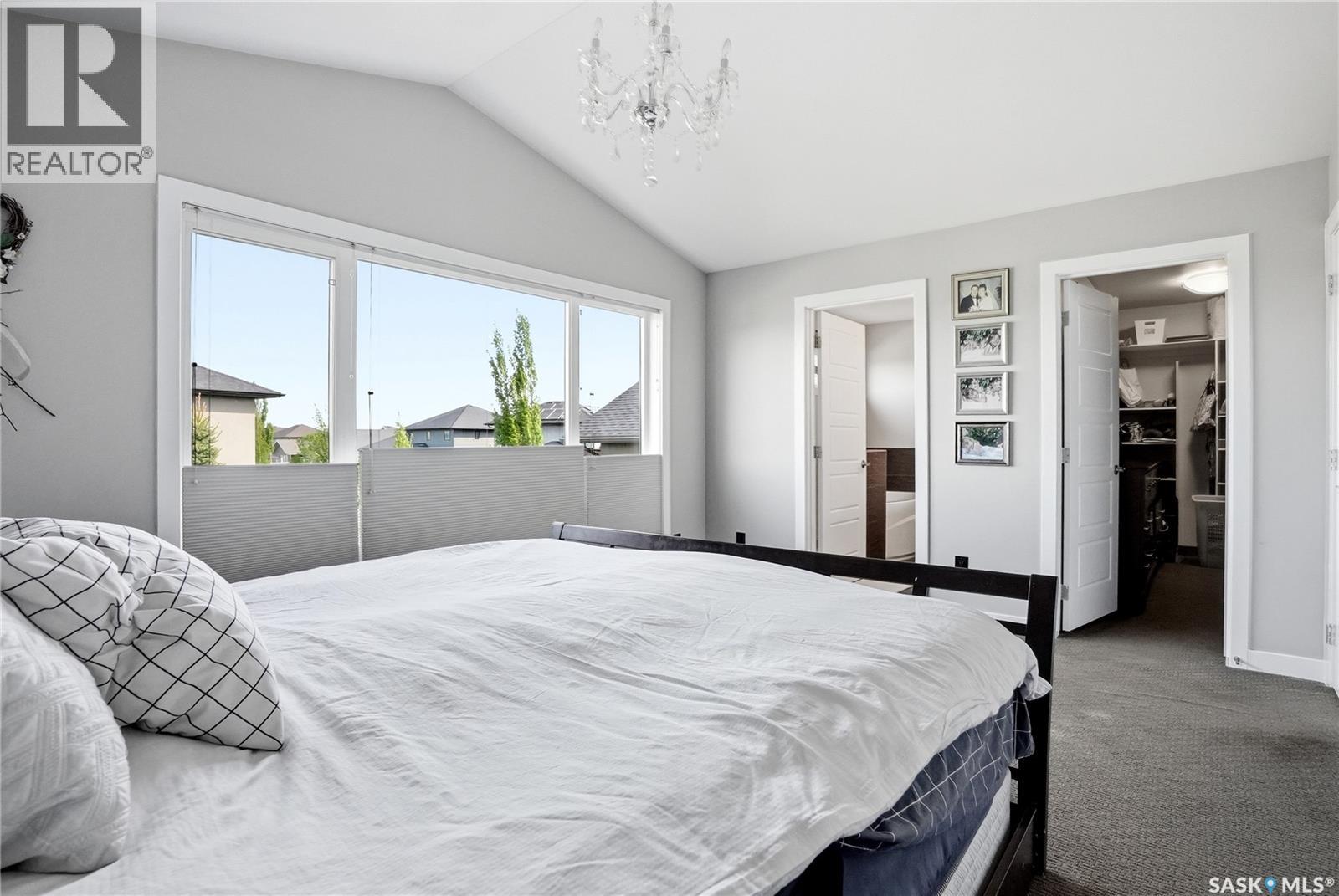 707 Sauer CRESCENT — photo 36