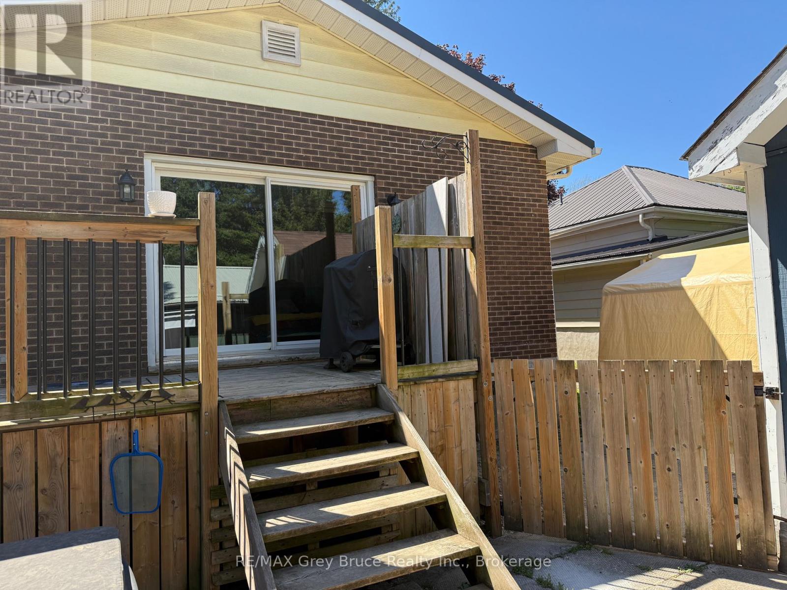 1427 5TH \'A\' AVENUE W - 21