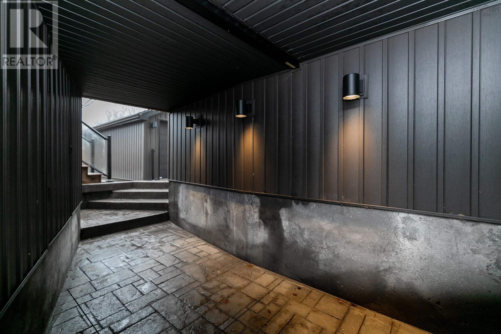 1629 Vernon Street - 37