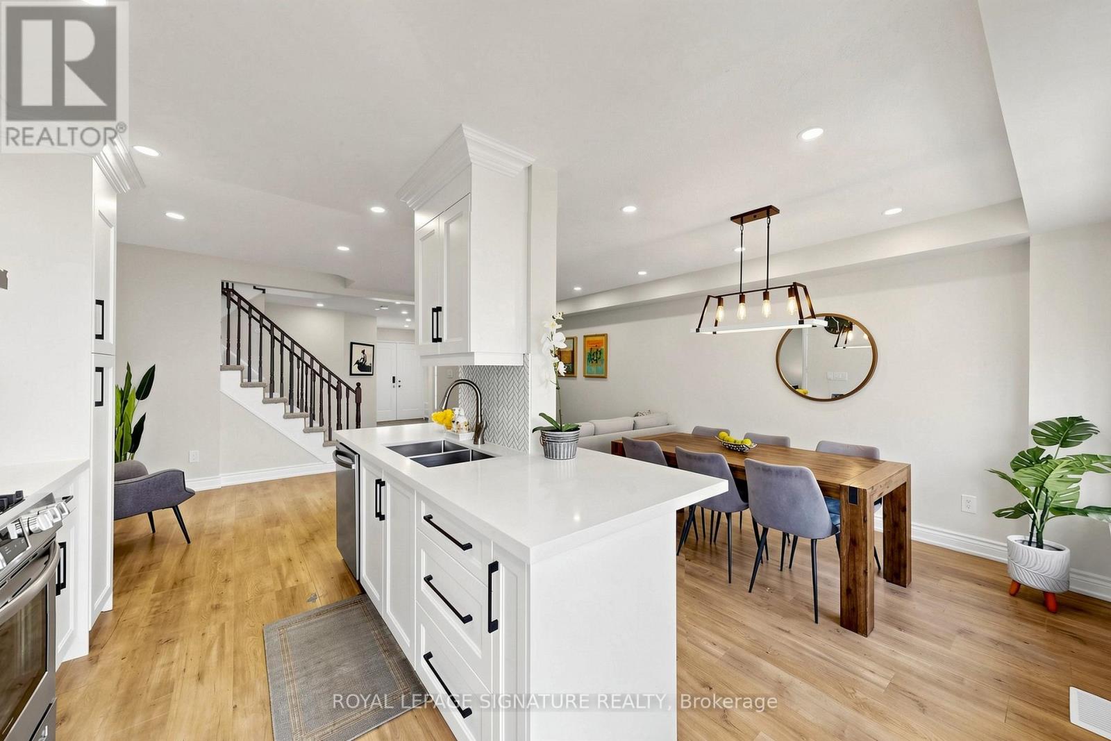 7554 BLACK WALNUT TRAIL - 11