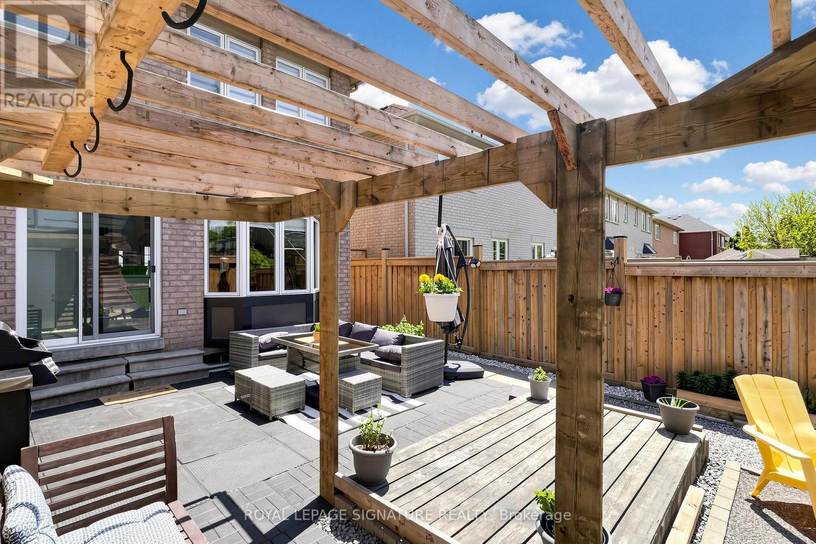 7554 BLACK WALNUT TRAIL - 37