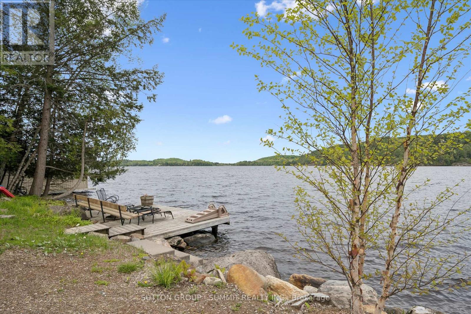 227 HOOD ROAD - 43