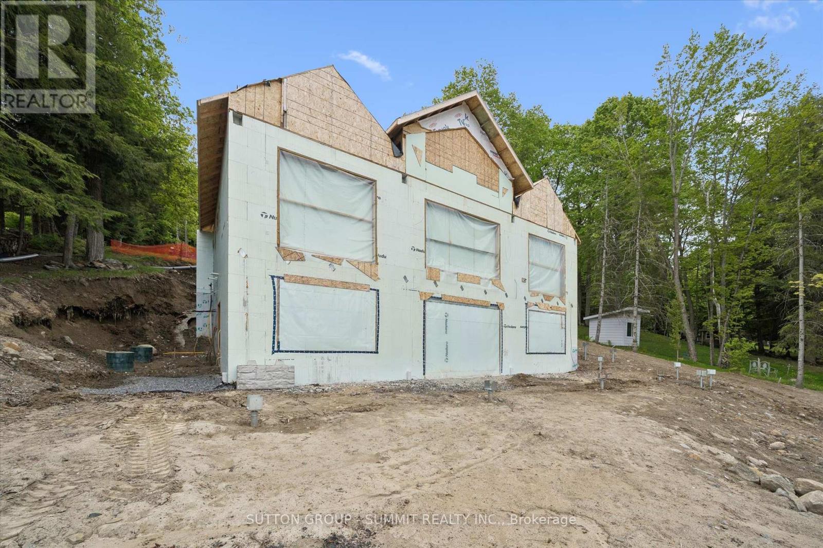227 HOOD ROAD - 9