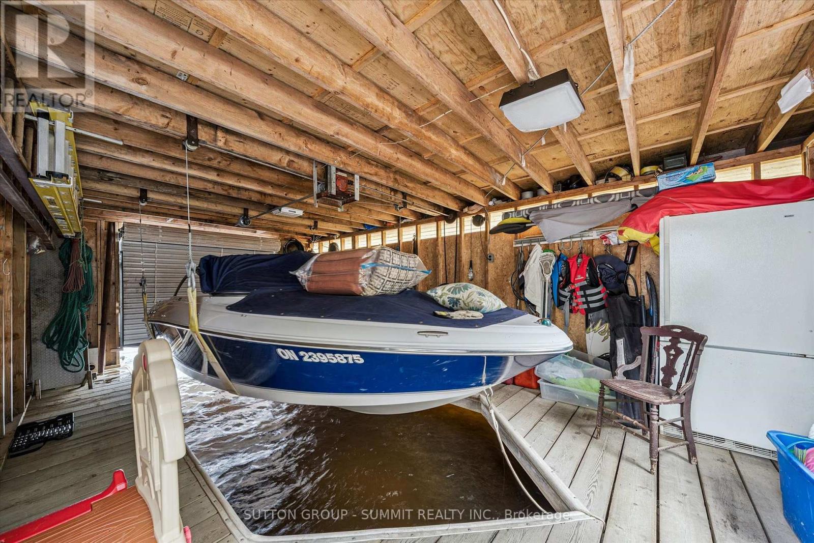 227 HOOD ROAD - 42