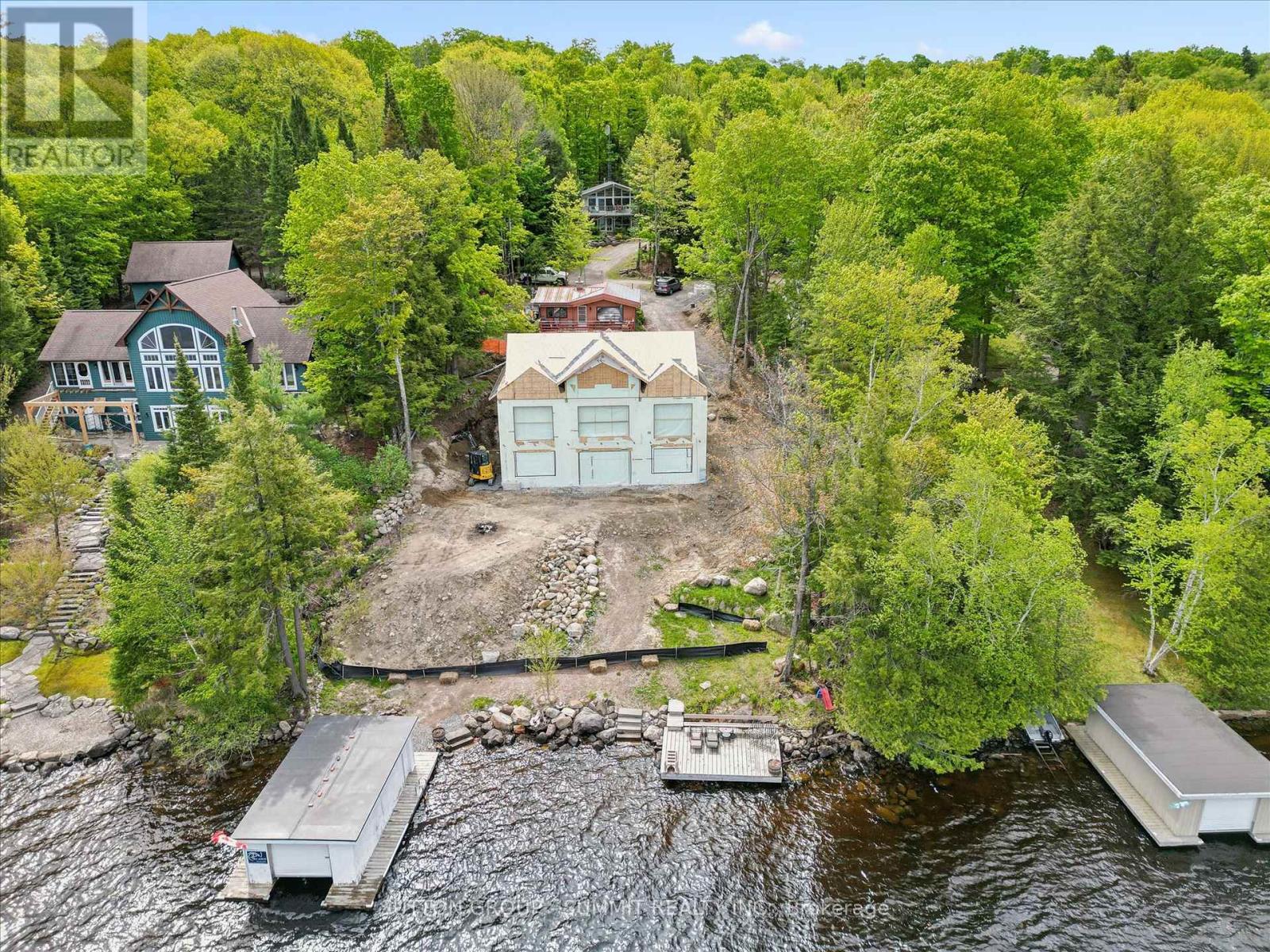 227 HOOD ROAD - 6