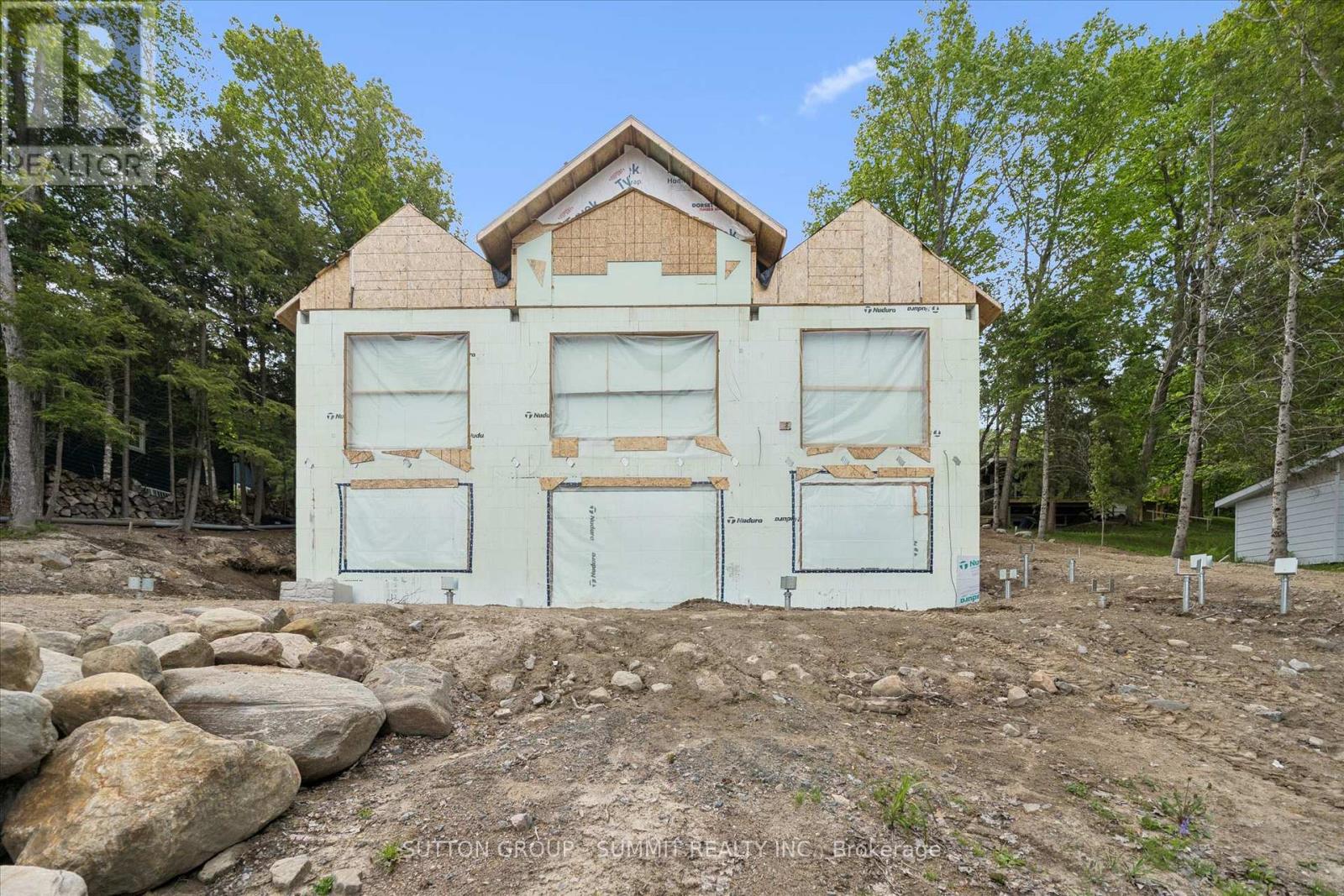 227 HOOD ROAD - 37