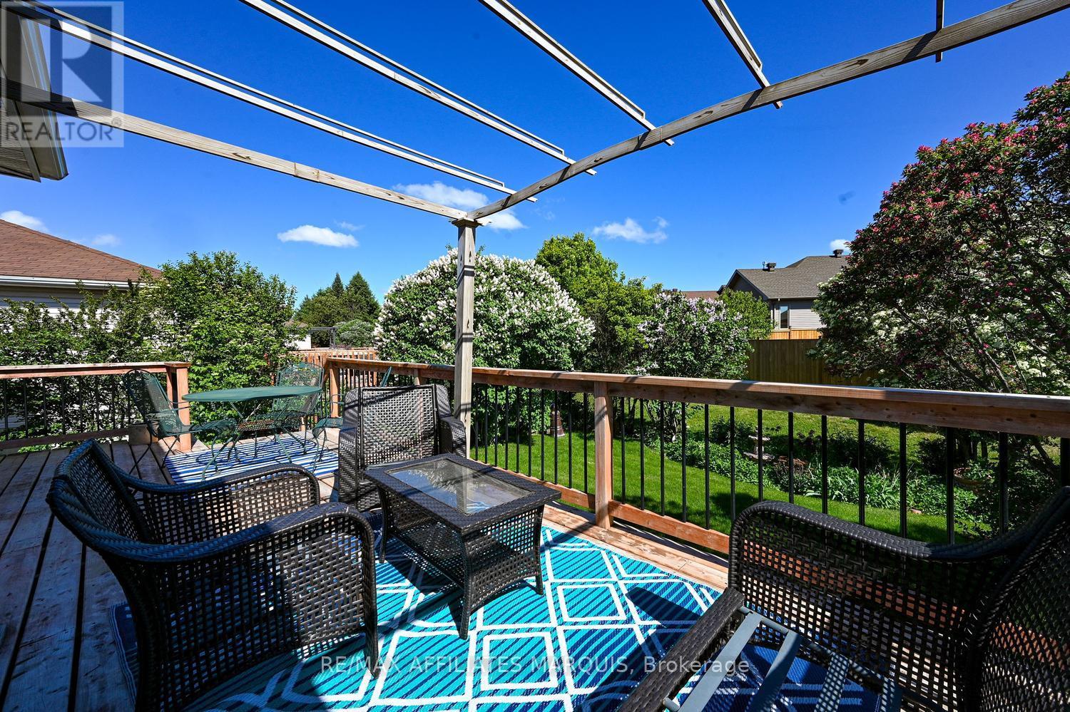 11 DECARIA BOULEVARD - 44